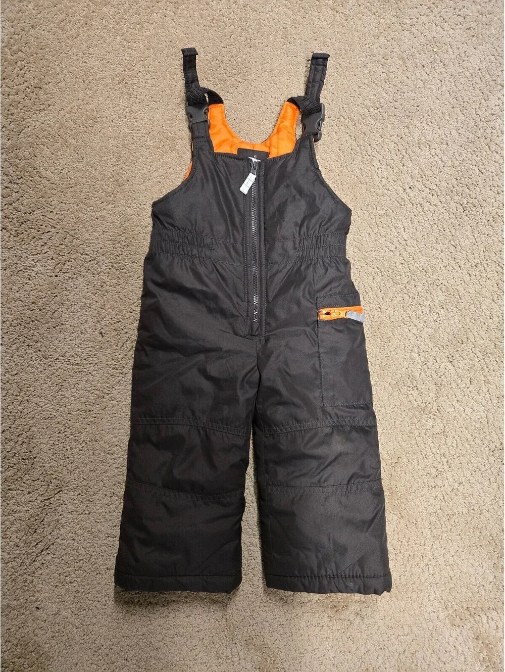 Kids snow suit